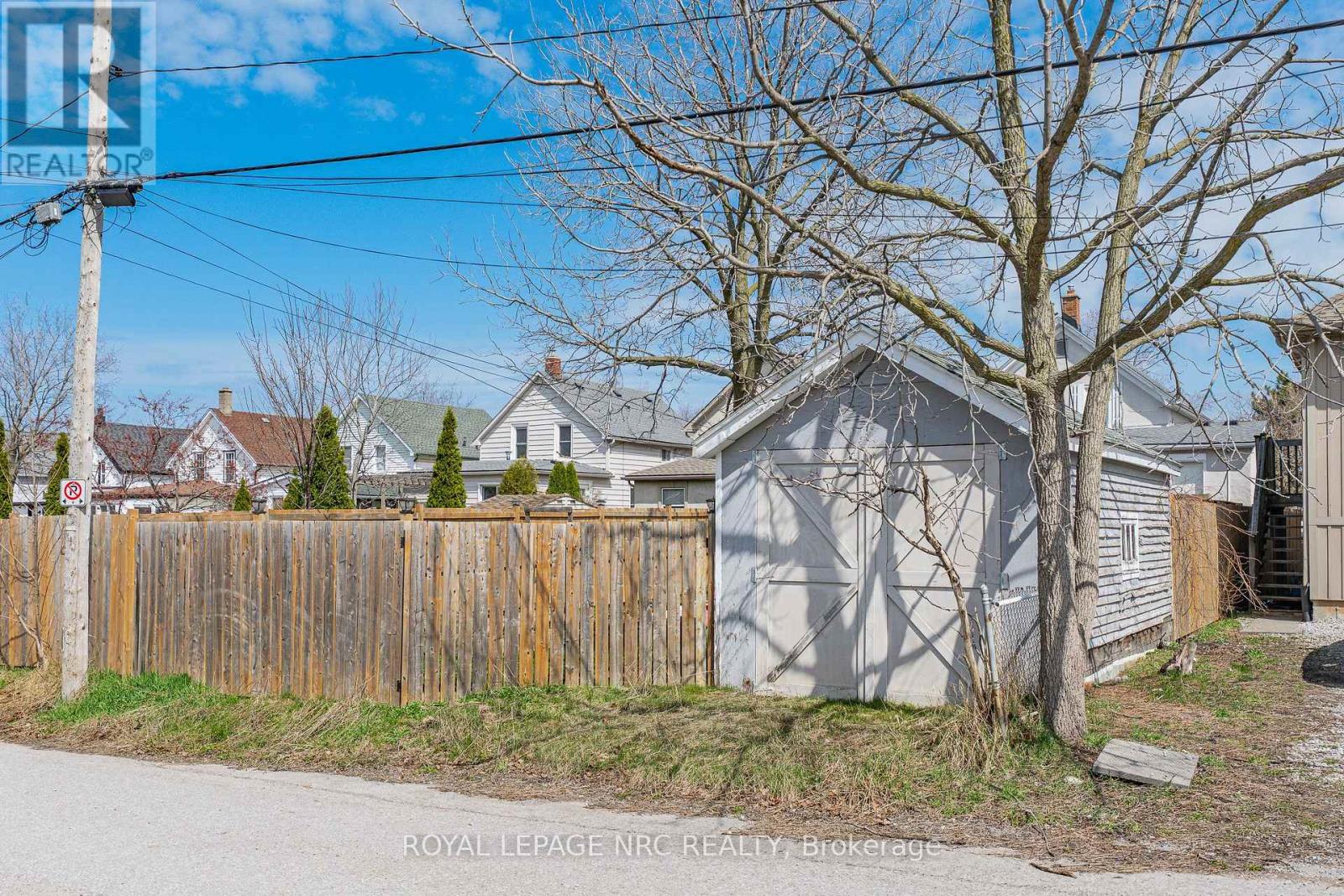 23 Pinecrest Avenue, St. Catharines, Ontario  L2T 1C6 - Photo 39 - X12969216
