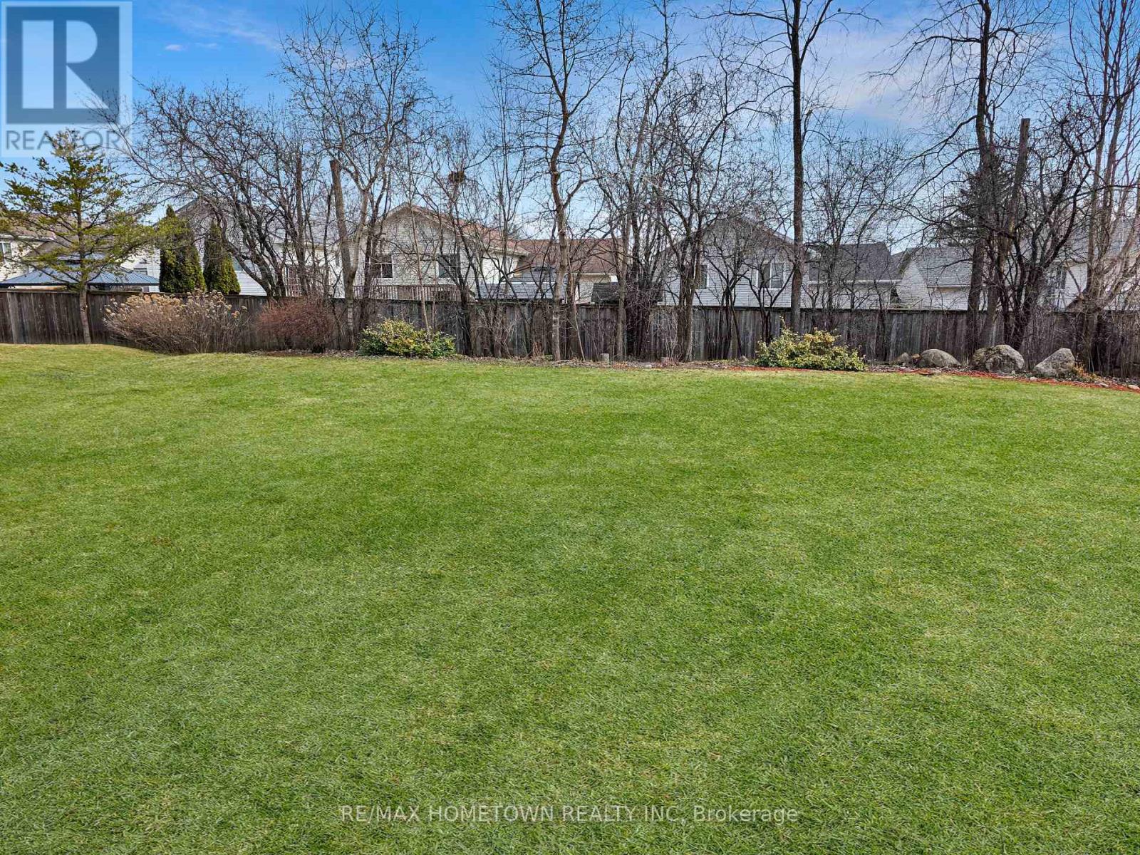 1335 Cuthbertson Avenue, Brockville, Ontario K6V 6Y2 - Photo 4 - X12969240