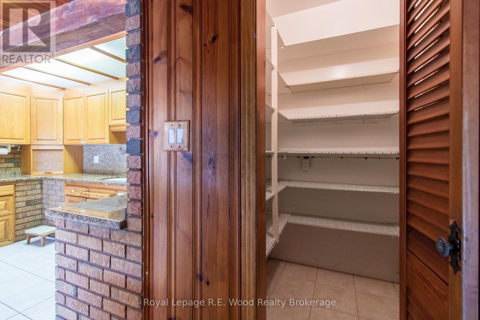 4974 Marion Street, Thames Centre, Ontario  N0L 1G4 - Photo 15 - X12969108