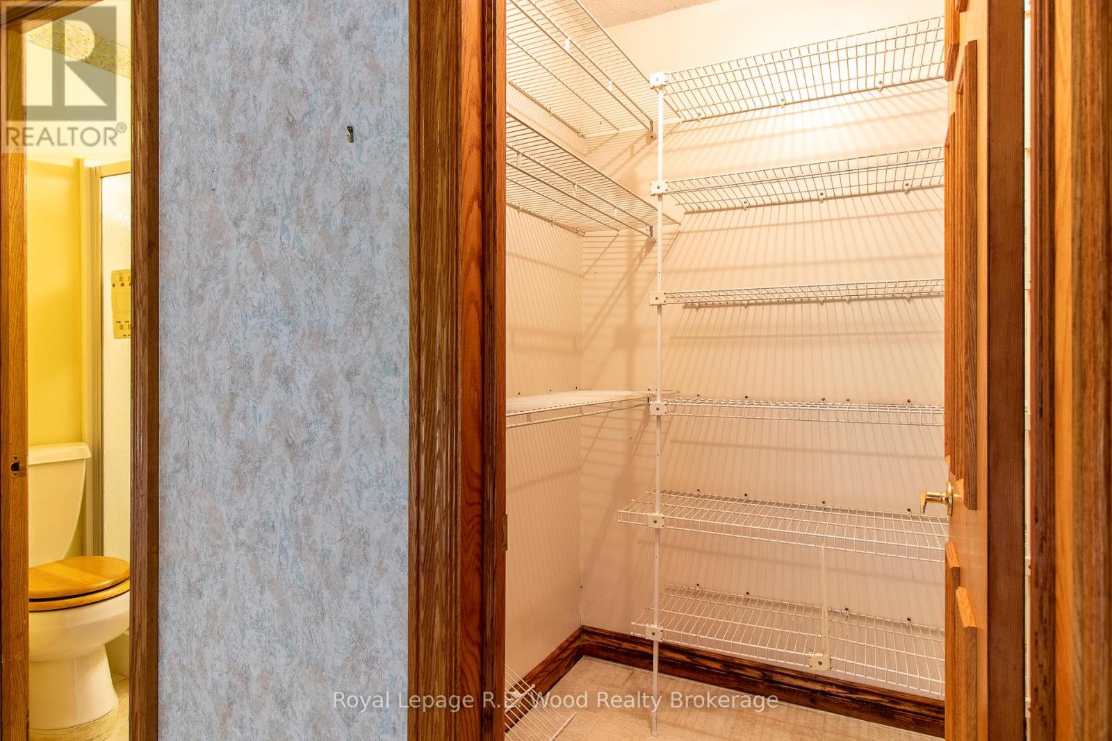 4974 Marion Street, Thames Centre, Ontario  N0L 1G4 - Photo 33 - X12969108