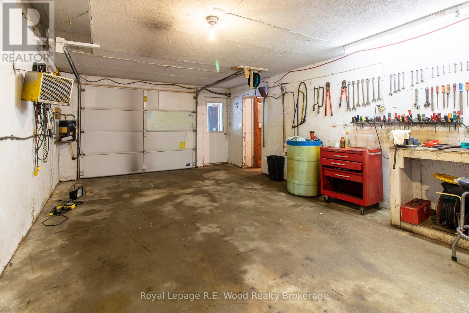 4974 Marion Street, Thames Centre, Ontario  N0L 1G4 - Photo 39 - X12969108