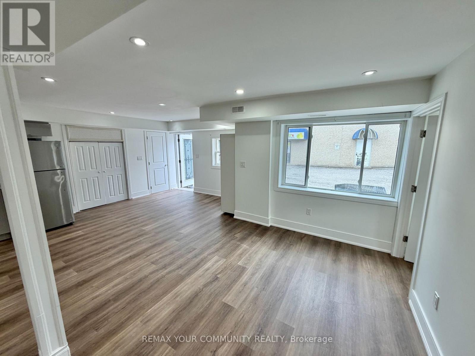 4 - 34 Main Street S, Newmarket, Ontario  L3Y 3Y4 - Photo 29 - N12897426