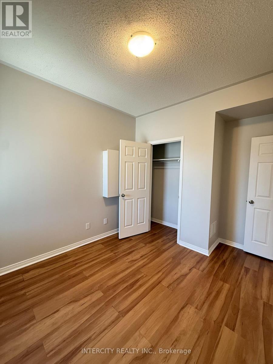 16a - 410 Queen Street S, Norfolk, Ontario  N3Y 0B3 - Photo 3 - X12947426