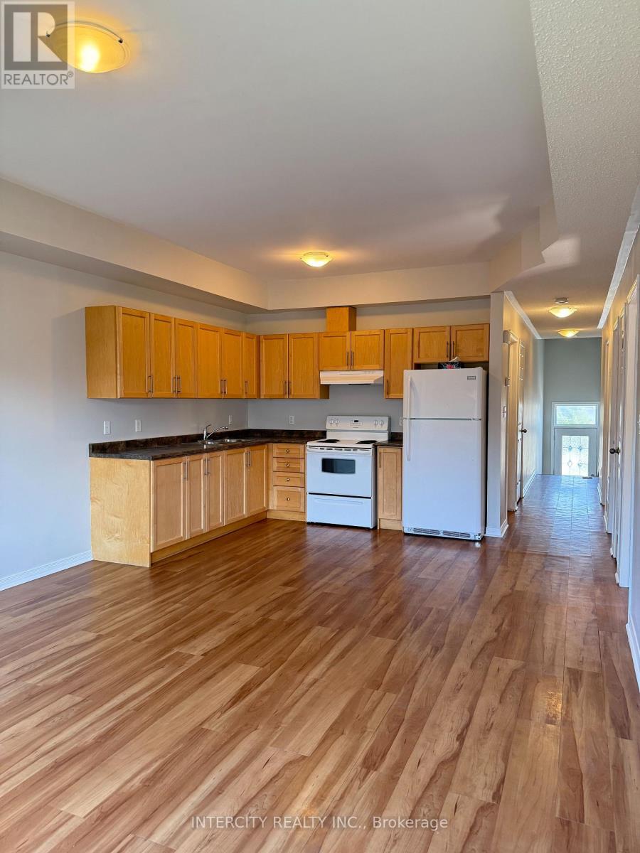 16a - 410 Queen Street S, Norfolk, Ontario  N3Y 0B3 - Photo 9 - X12947426