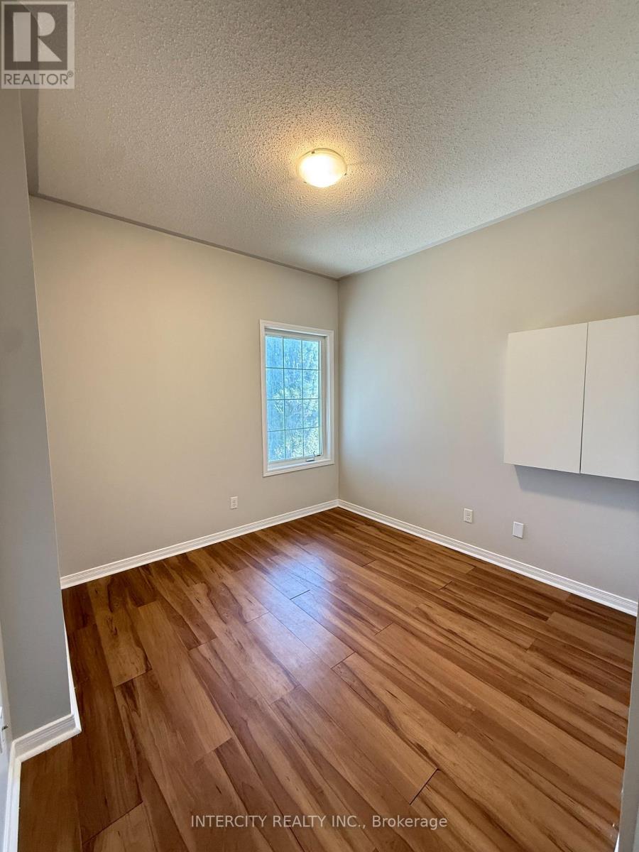 16a - 410 Queen Street S, Norfolk, Ontario  N3Y 0B3 - Photo 5 - X12947426