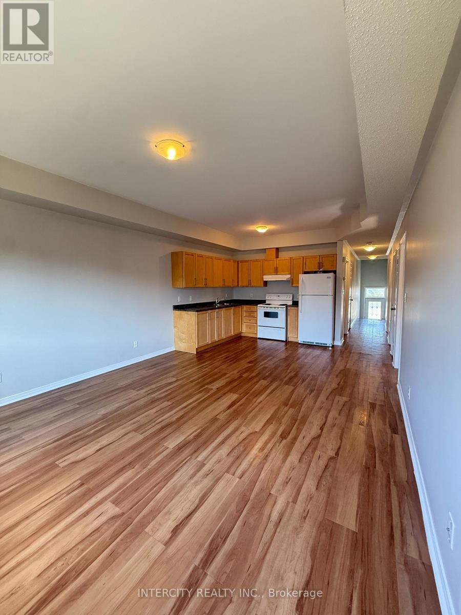 16a - 410 Queen Street S, Norfolk, Ontario  N3Y 0B3 - Photo 8 - X12947426