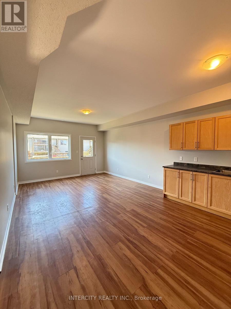 16a - 410 Queen Street S, Norfolk, Ontario  N3Y 0B3 - Photo 30 - X12947426