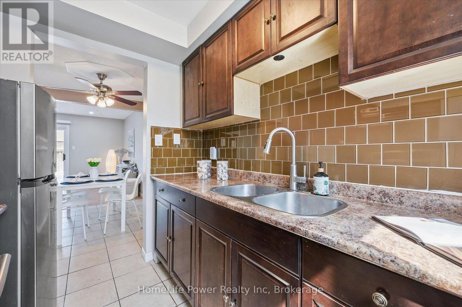 239 - 31 Greengate Road, Guelph, Ontario N1H 6R3 - Photo 15 - X12969118