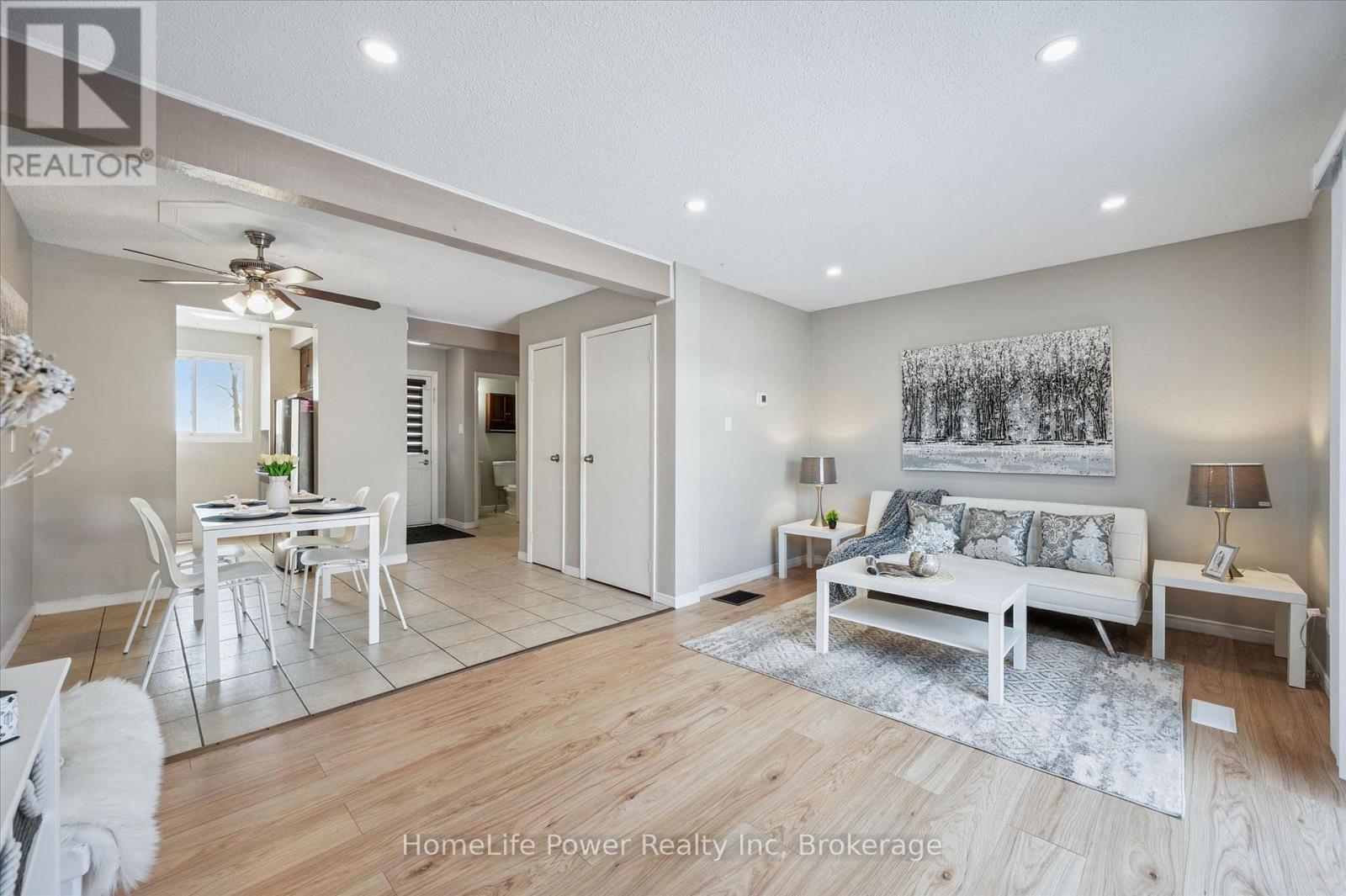 239 - 31 Greengate Road, Guelph, Ontario N1H 6R3 - Photo 8 - X12969118