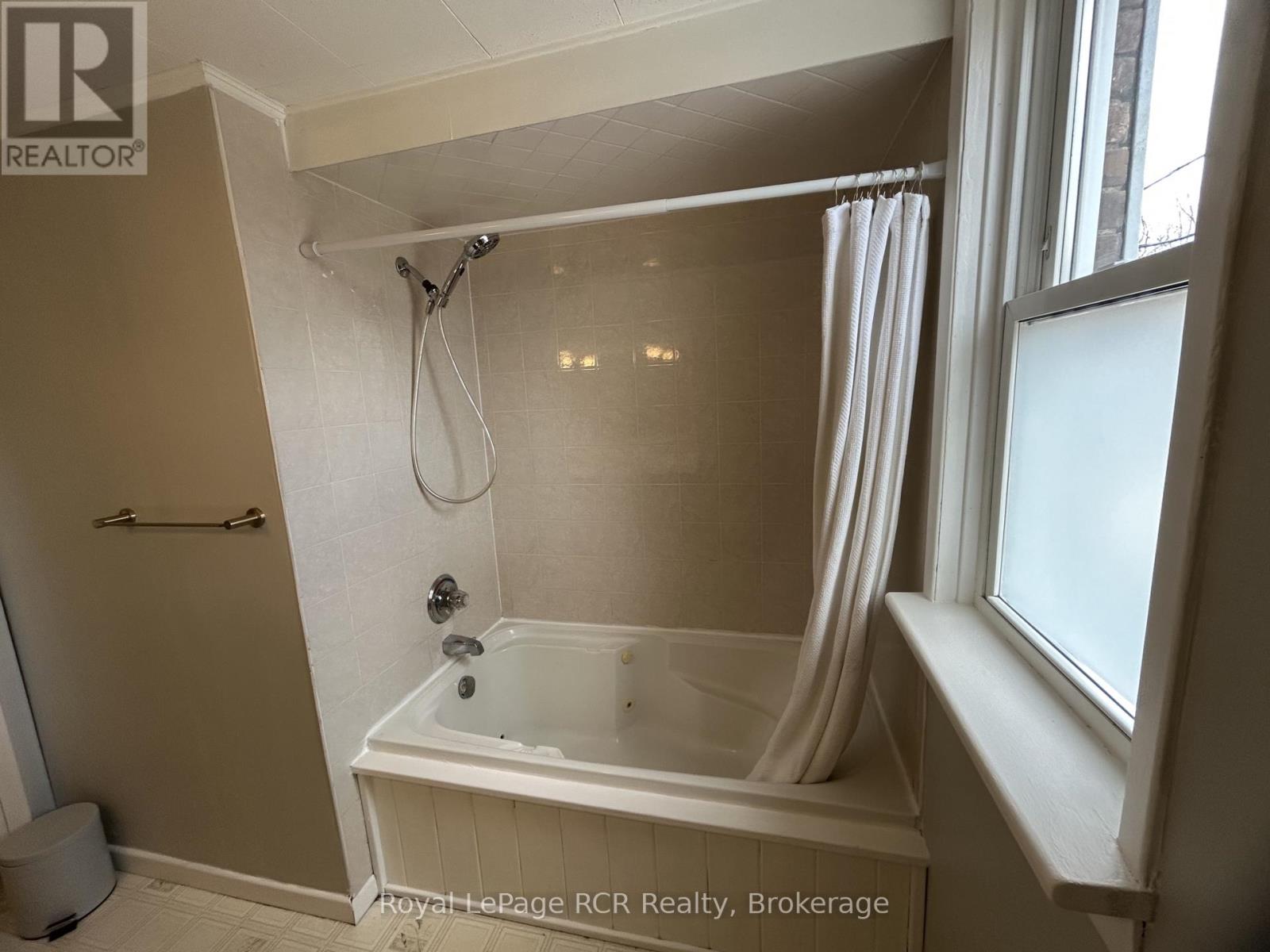 467 14th Street W, Owen Sound, Ontario N4K 3Y3 - Photo 13 - X12969162