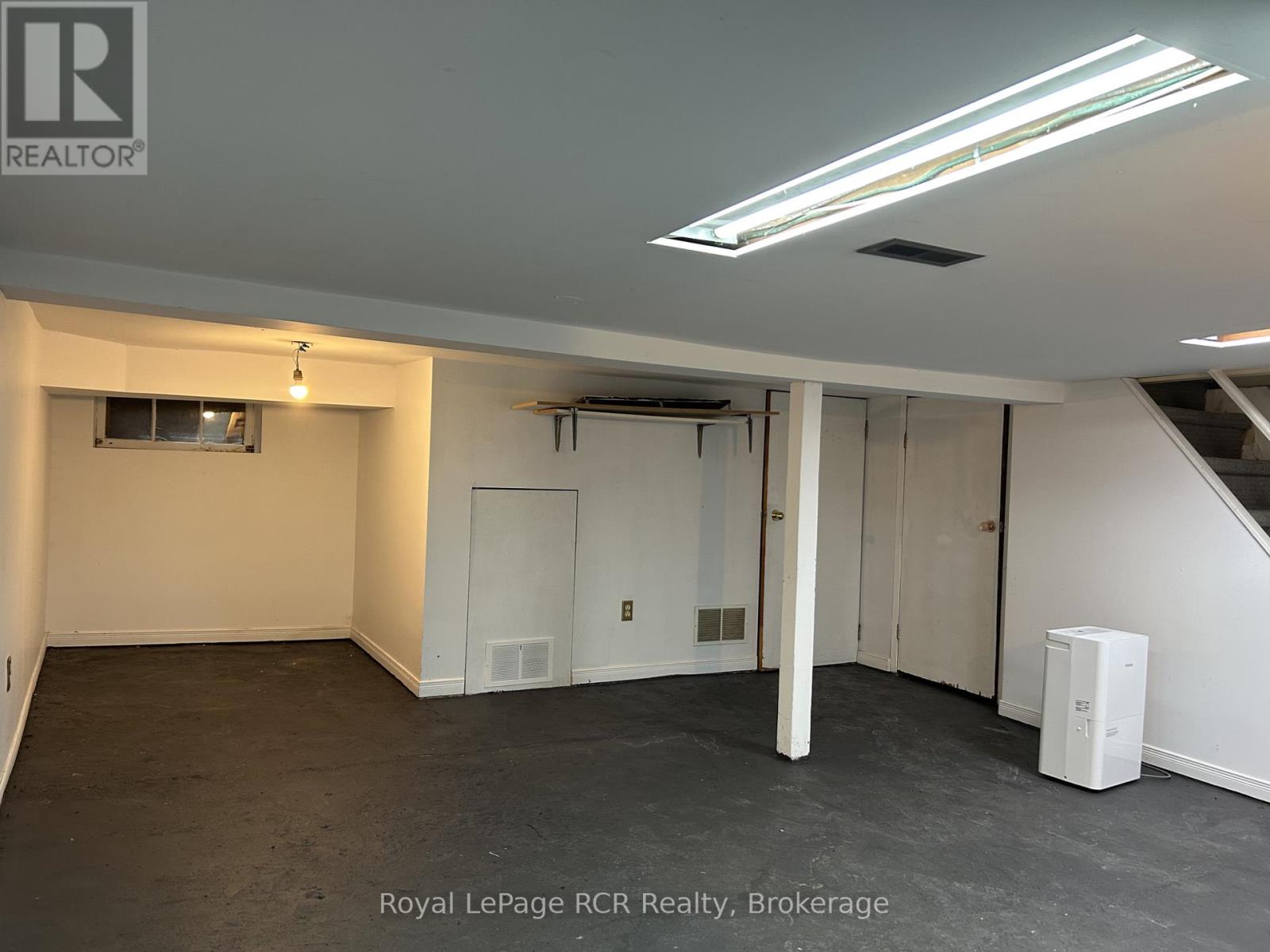 467 14th Street W, Owen Sound, Ontario N4K 3Y3 - Photo 14 - X12969162