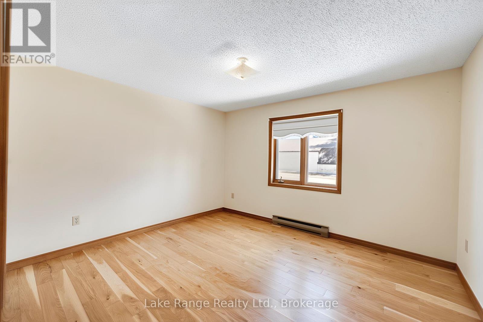 486 Havelock Street, Huron-Kinloss, Ontario  N0G 2H0 - Photo 15 - X12969222