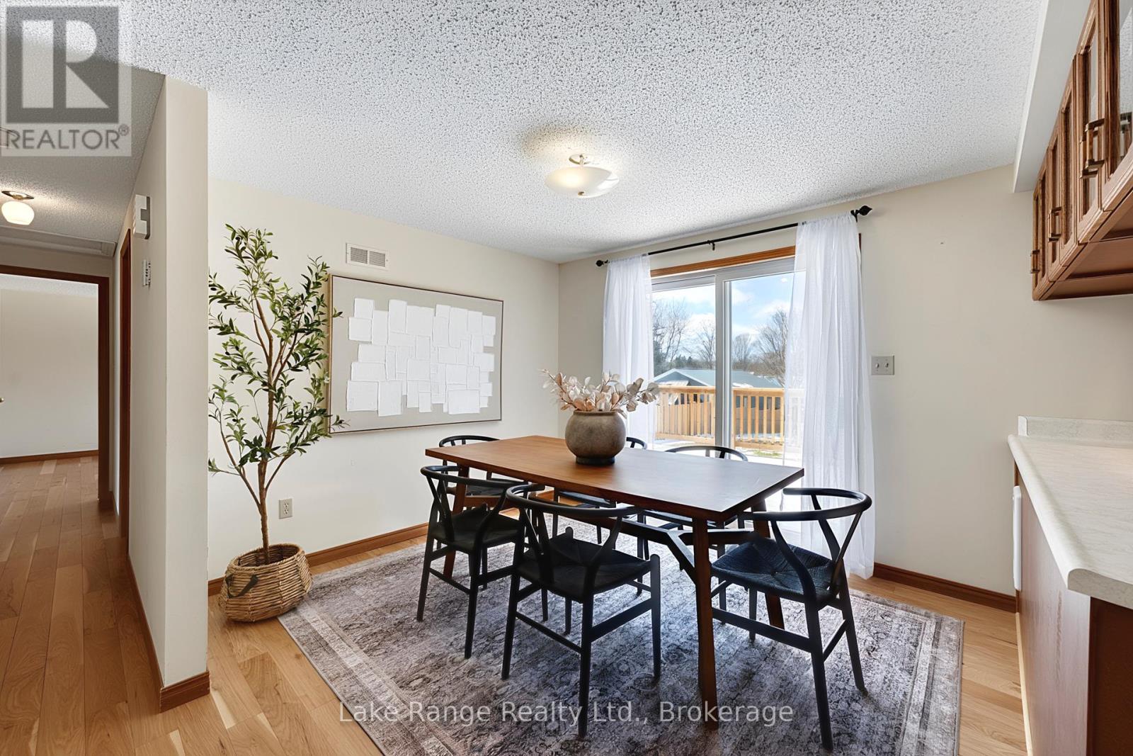 486 Havelock Street, Huron-Kinloss, Ontario  N0G 2H0 - Photo 9 - X12969222