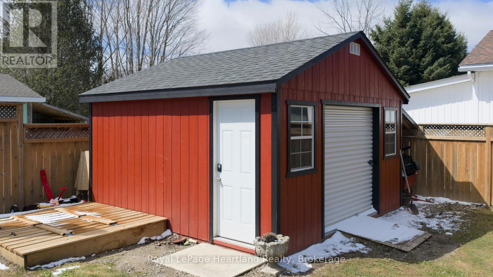 263 King Street, North Huron, Ontario  N0M 1H0 - Photo 40 - X12969256