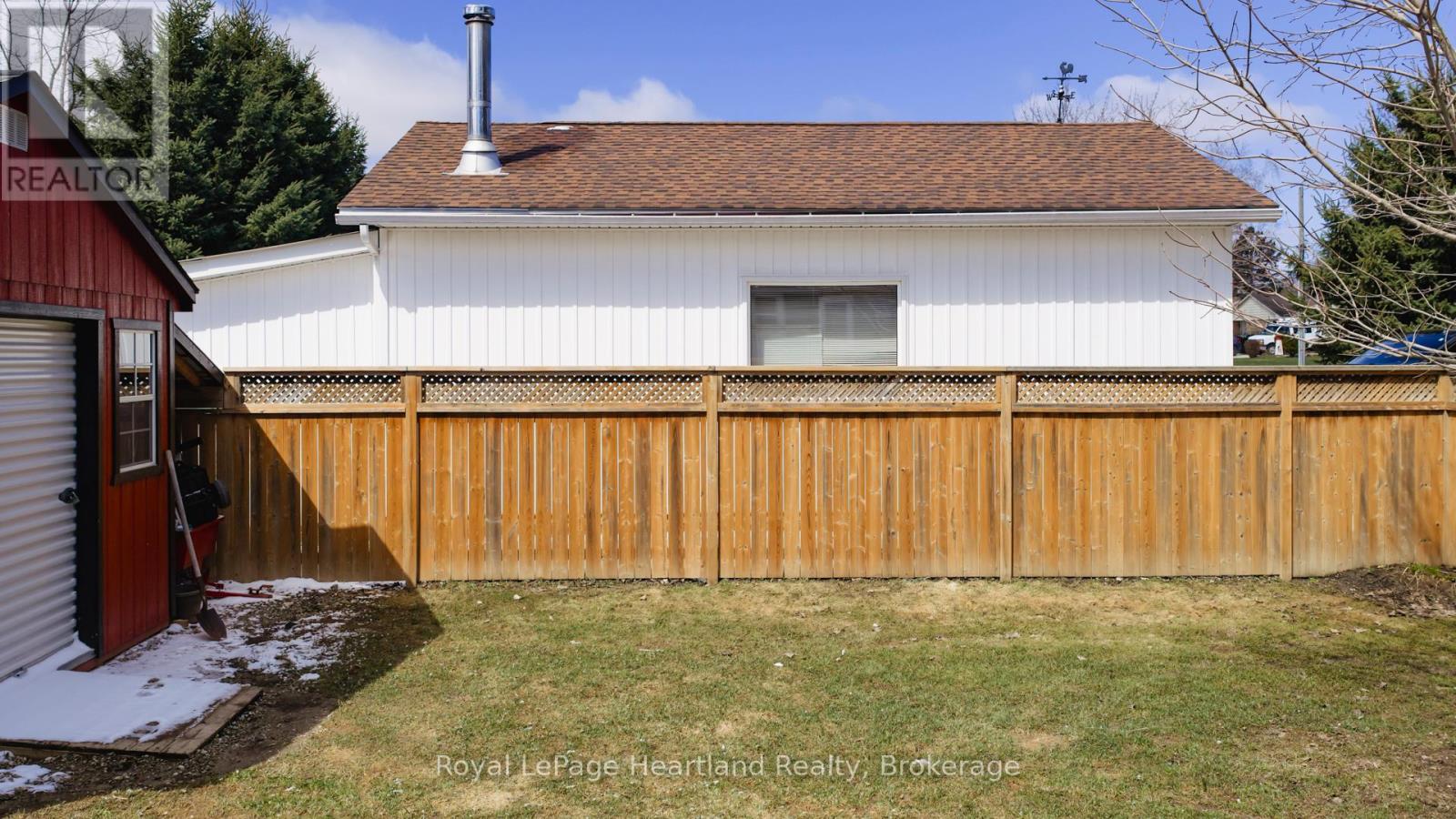 263 King Street, North Huron, Ontario  N0M 1H0 - Photo 41 - X12969256