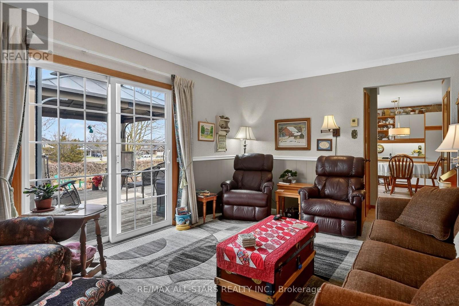 26 Applewood Crescent, Kawartha Lakes, Ontario  K9V 4W8 - Photo 19 - X12969180