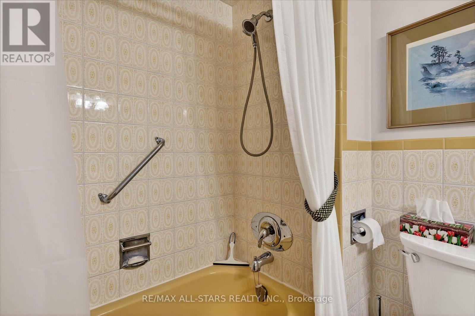 26 Applewood Crescent, Kawartha Lakes, Ontario  K9V 4W8 - Photo 24 - X12969180