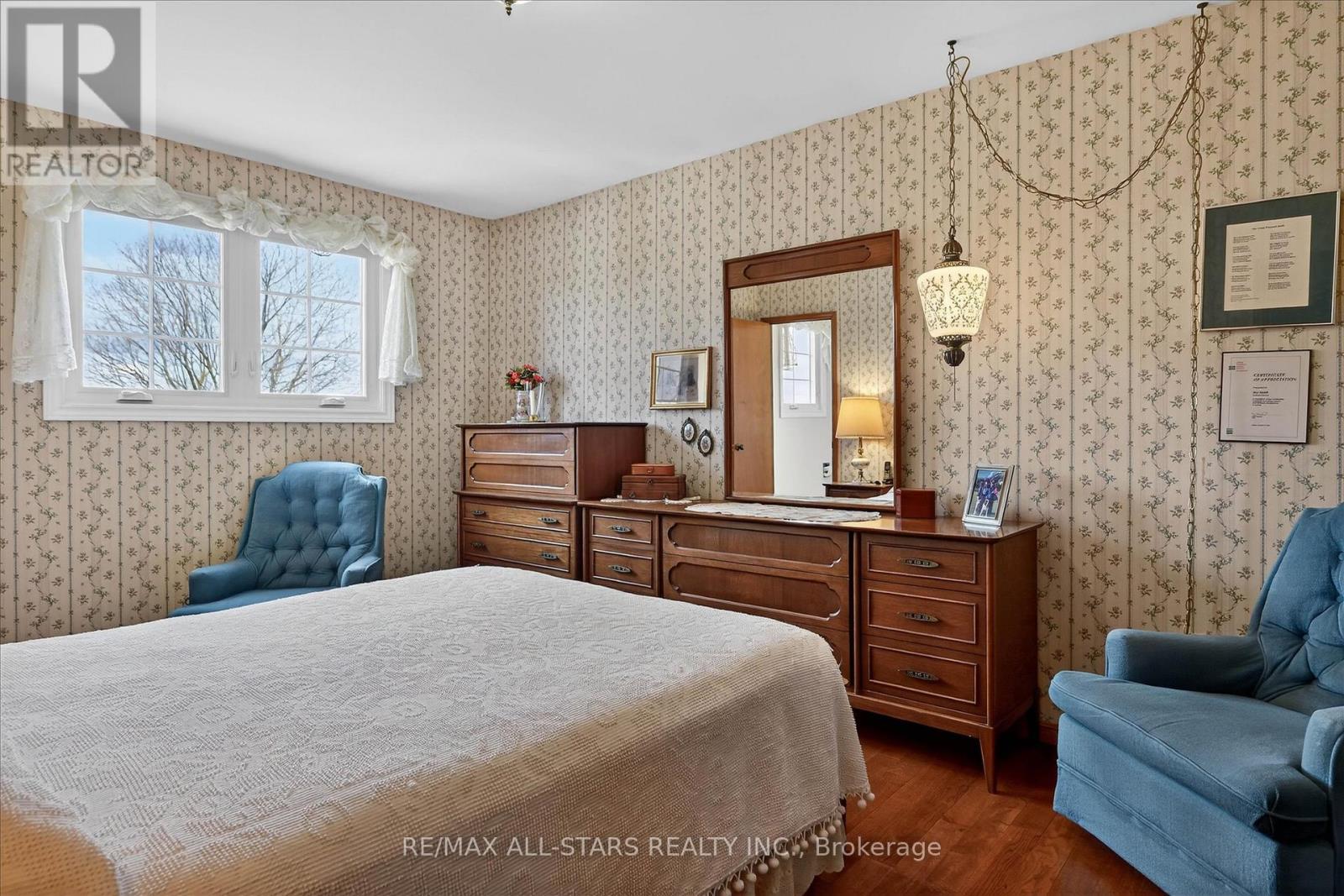 26 Applewood Crescent, Kawartha Lakes, Ontario  K9V 4W8 - Photo 26 - X12969180