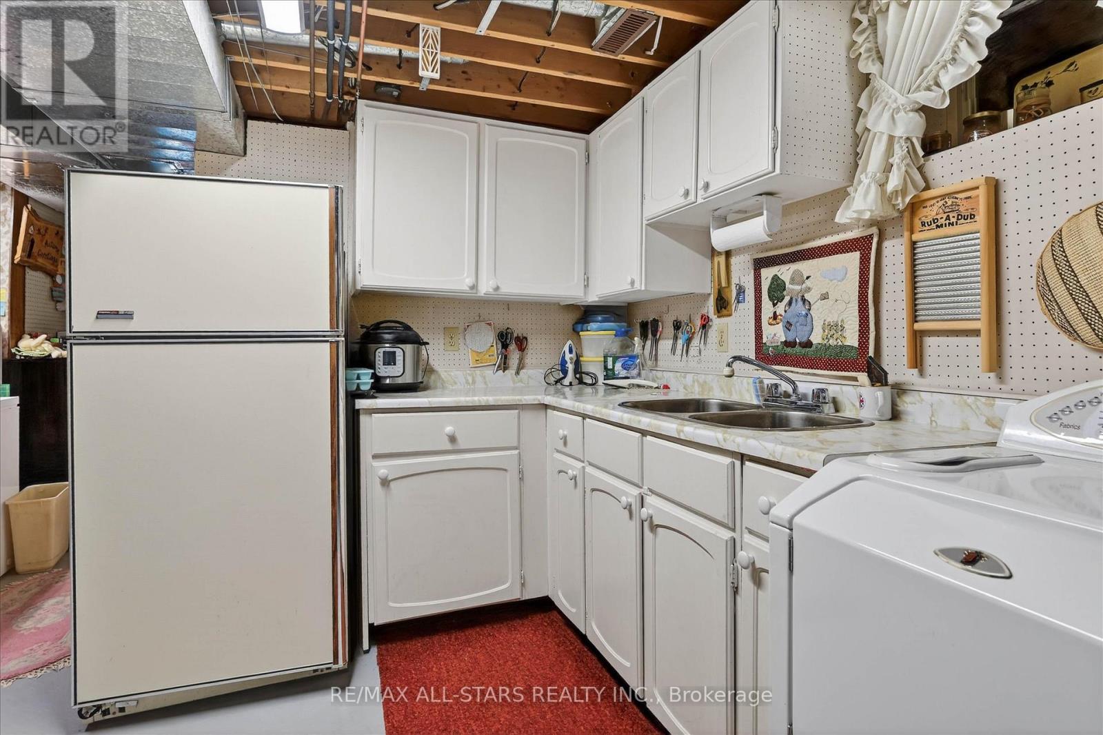 26 Applewood Crescent, Kawartha Lakes, Ontario  K9V 4W8 - Photo 38 - X12969180