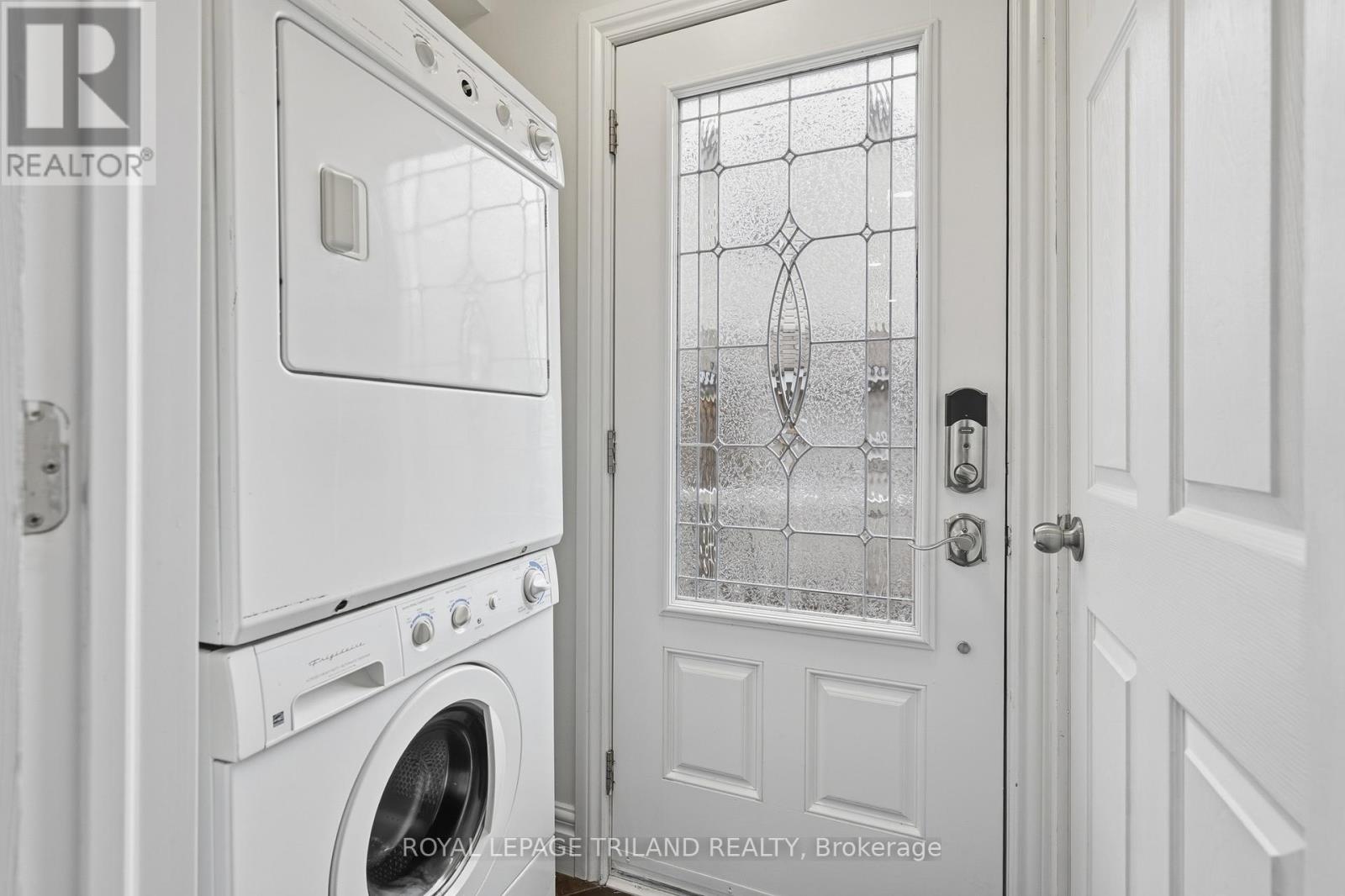 521 Osgoode Drive, London South, Ontario  N6E 1B6 - Photo 13 - X12969096