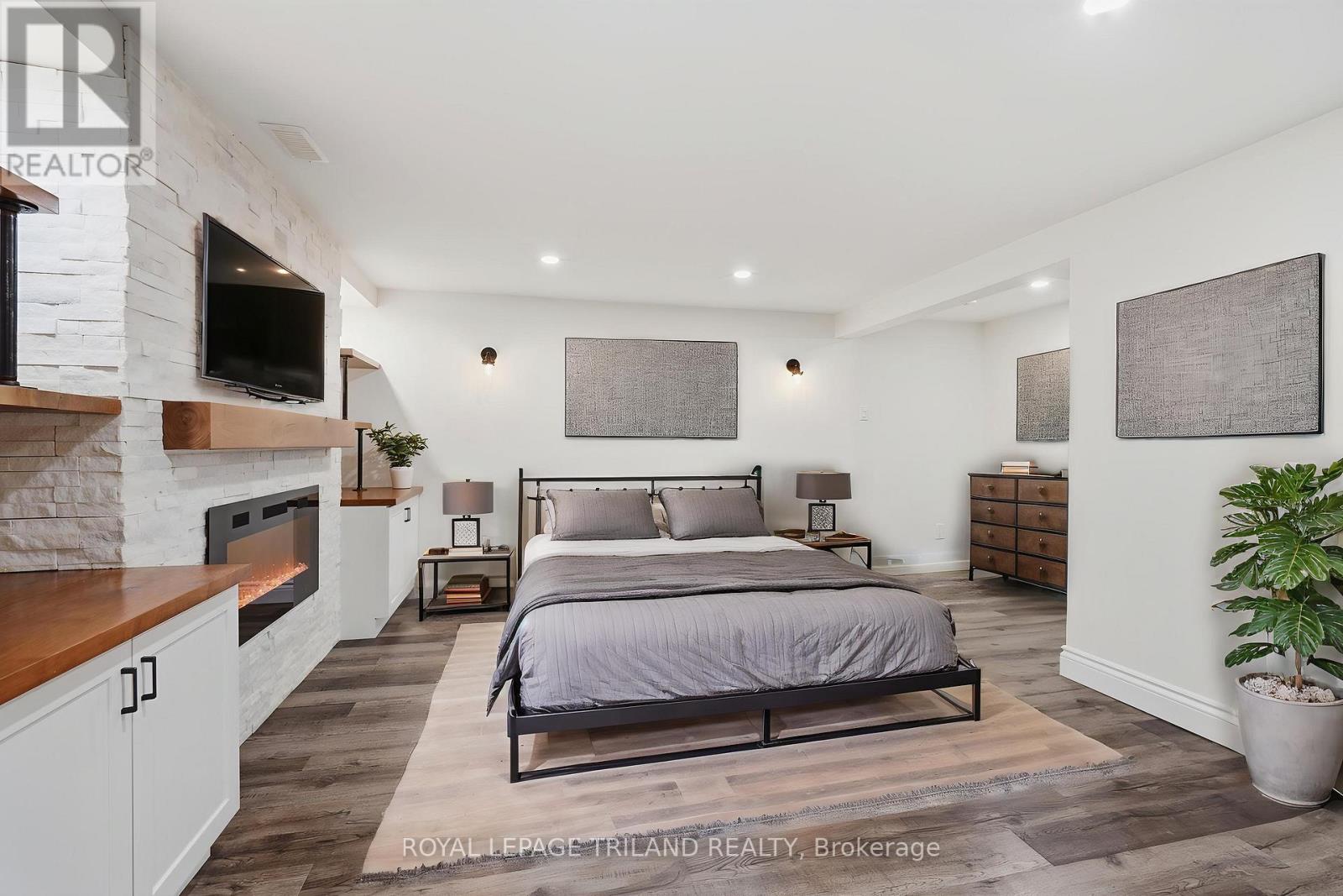 521 Osgoode Drive, London South, Ontario  N6E 1B6 - Photo 21 - X12969096