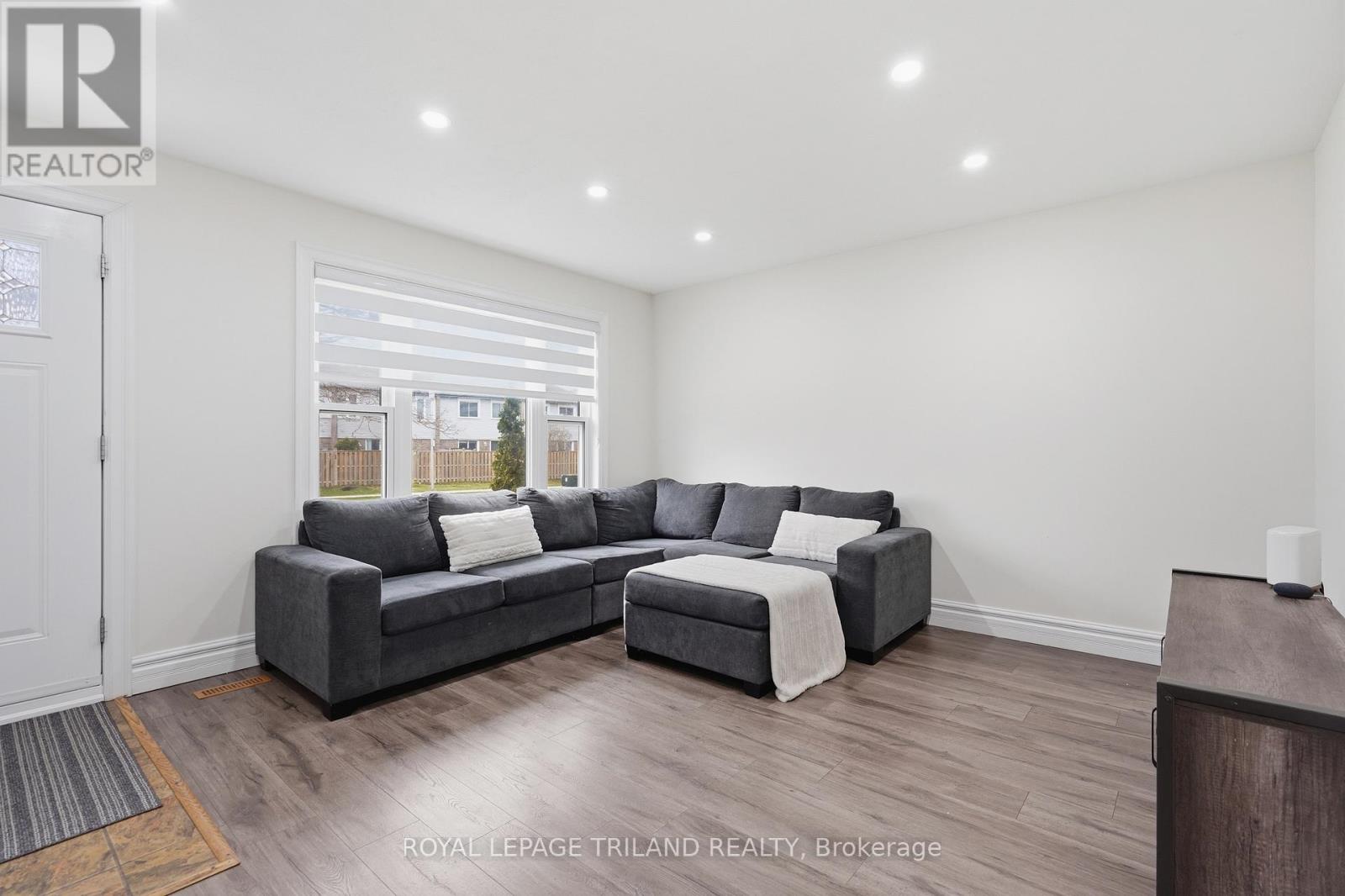 521 Osgoode Drive, London South, Ontario  N6E 1B6 - Photo 7 - X12969096