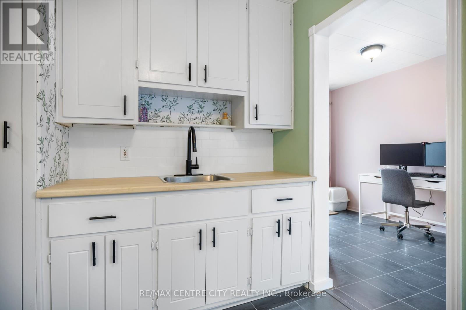 13 Bell Avenue, St. Thomas, Ontario  N5R 1G4 - Photo 11 - X12969176