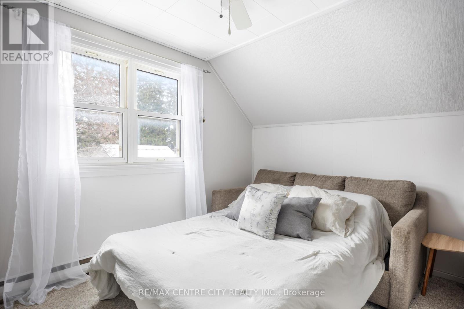 13 Bell Avenue, St. Thomas, Ontario  N5R 1G4 - Photo 20 - X12969176