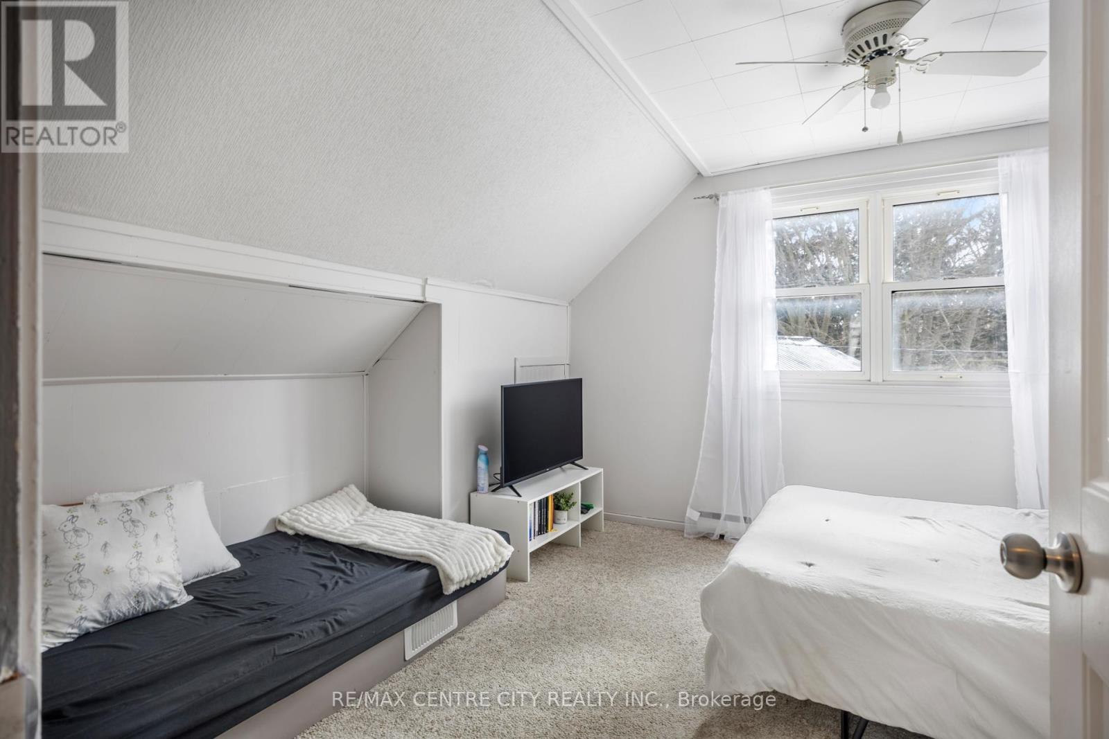 13 Bell Avenue, St. Thomas, Ontario  N5R 1G4 - Photo 21 - X12969176