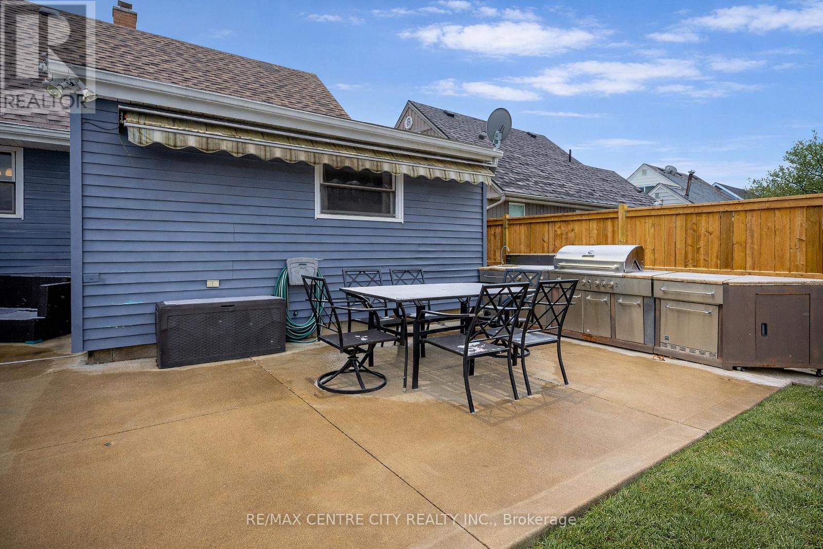 13 Bell Avenue, St. Thomas, Ontario  N5R 1G4 - Photo 25 - X12969176