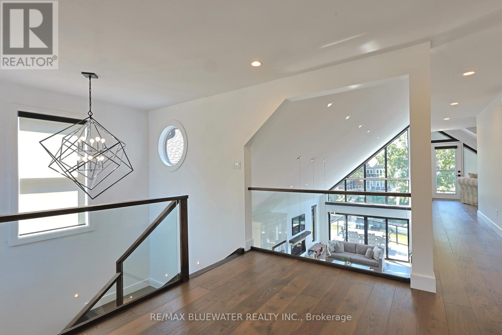 23 Sauble River Road, Lambton Shores, Ontario  N0M 1T0 - Photo 25 - X12969204