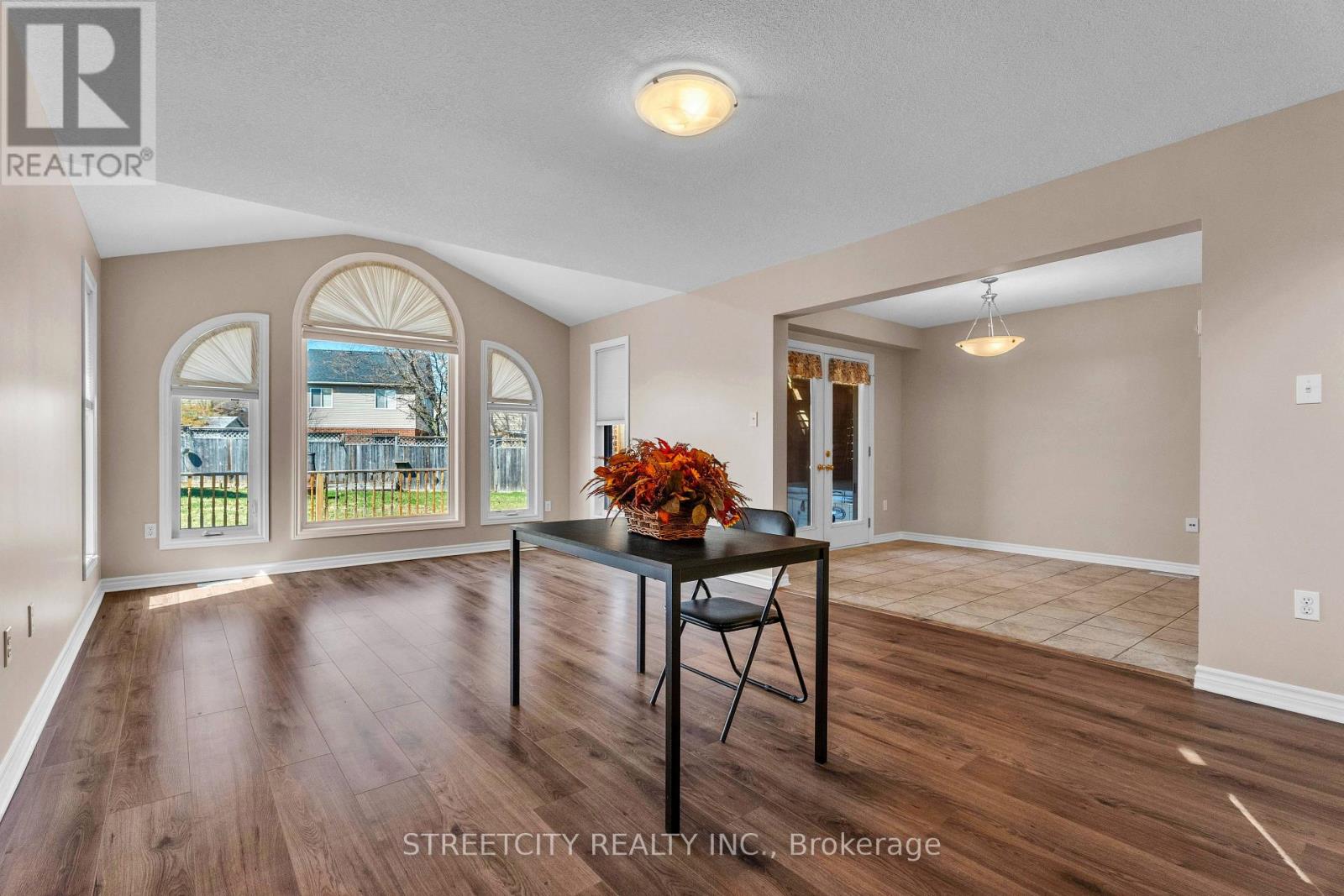 546 Maplewood Lane, London North, Ontario  N6H 0A7 - Photo 17 - X12969208