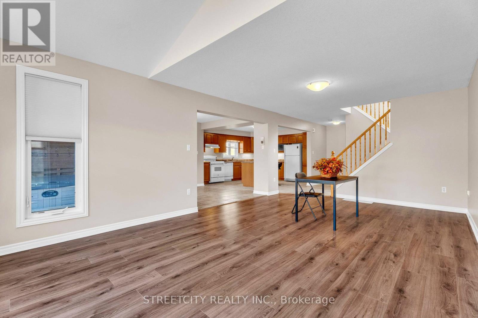 546 Maplewood Lane, London North, Ontario  N6H 0A7 - Photo 18 - X12969208