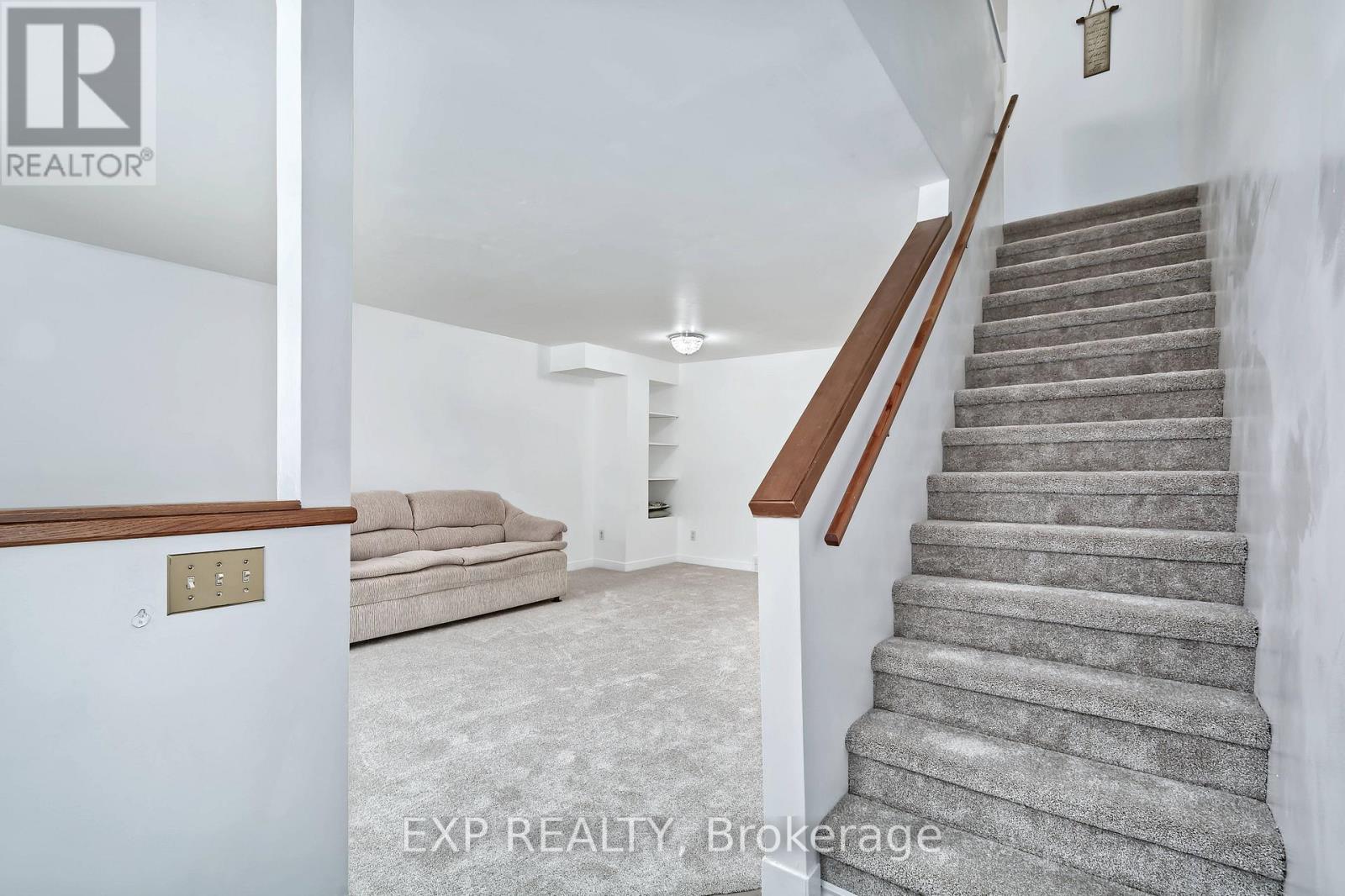 38 - 1430 Jalna Boulevard, London South, Ontario  N6E 3C1 - Photo 3 - X12969218