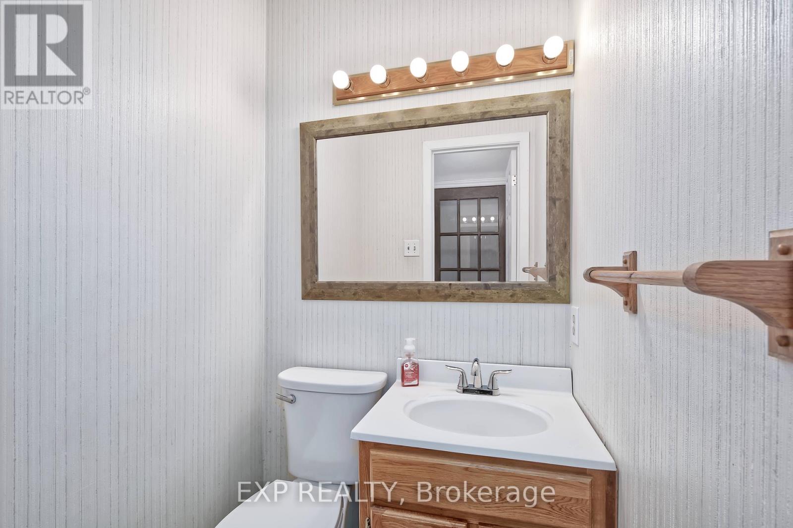 Photo 8 of 36 for 38 - 1430 Jalna Boulevard