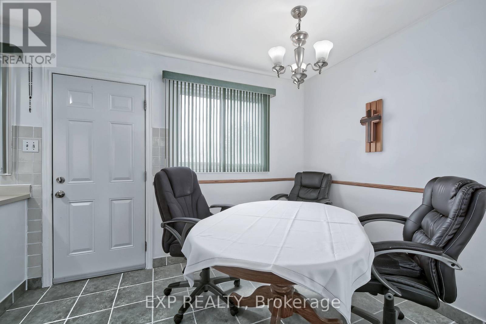 Photo 9 of 36 for 38 - 1430 Jalna Boulevard