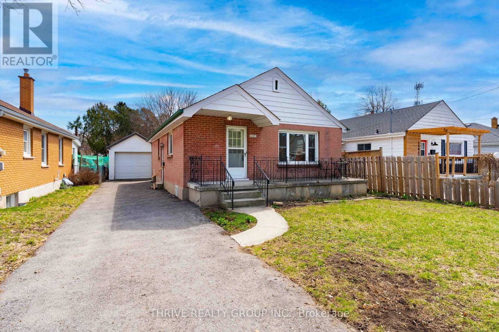 1227 Wilton Avenue, London East, Ontario  N5W 2G9 - Photo 3 - X12969246