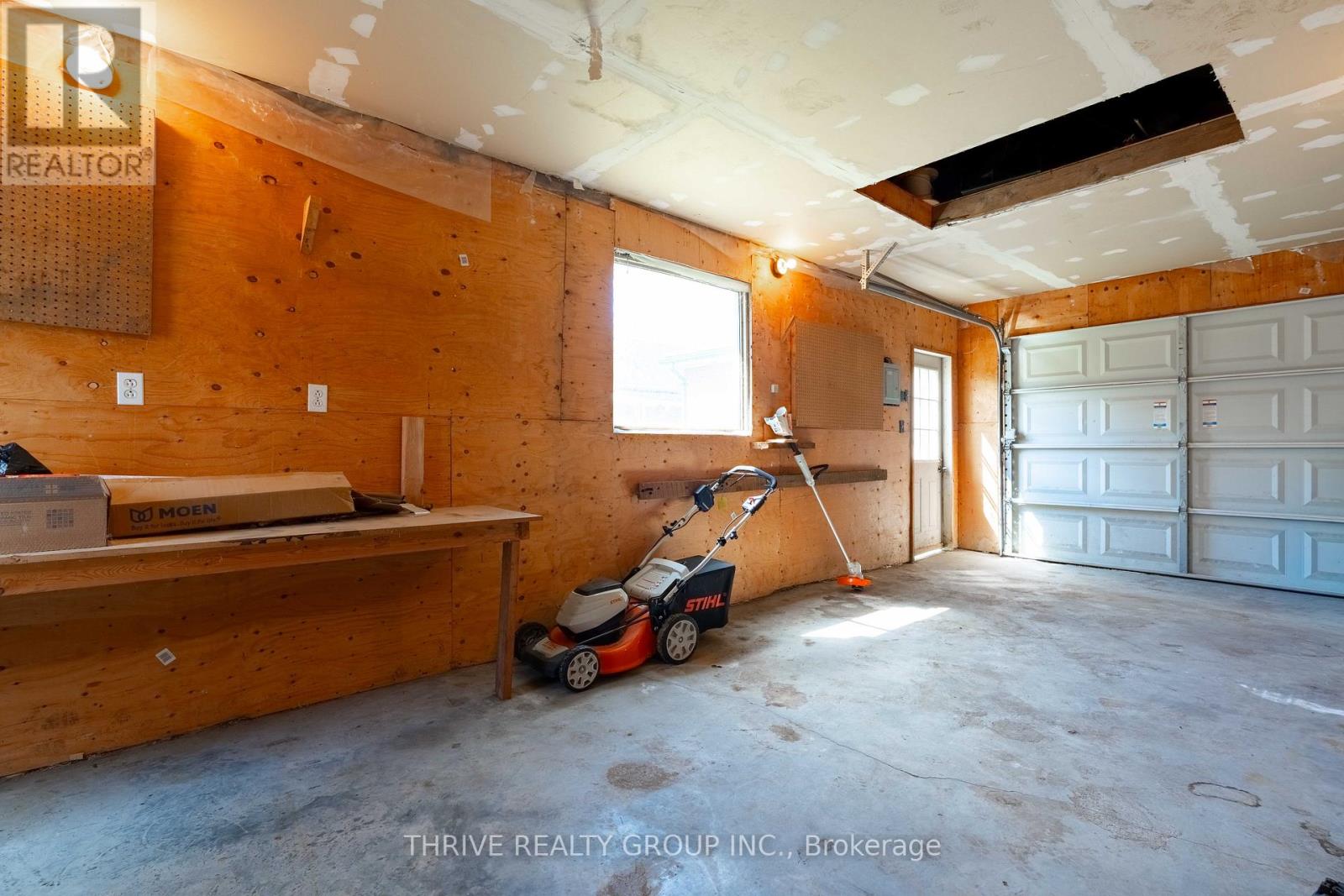 1227 Wilton Avenue, London East, Ontario  N5W 2G9 - Photo 38 - X12969246