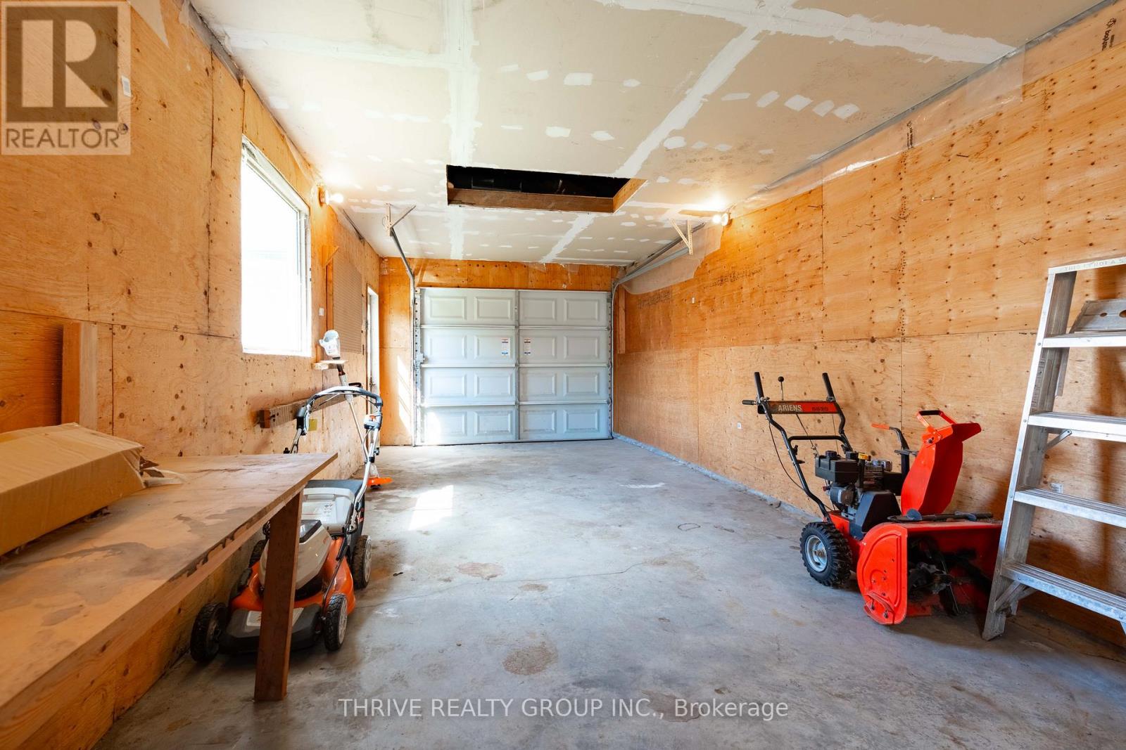 1227 Wilton Avenue, London East, Ontario  N5W 2G9 - Photo 39 - X12969246