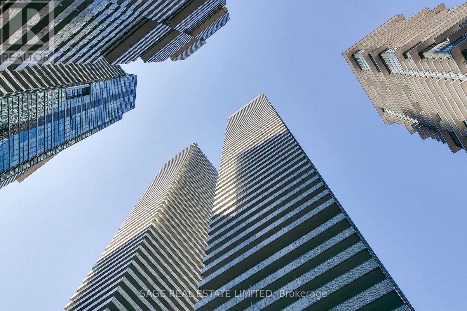 4612 - 50 Charles Street E, Toronto, Ontario  M4Y 0C3 - Photo 2 - C12969094