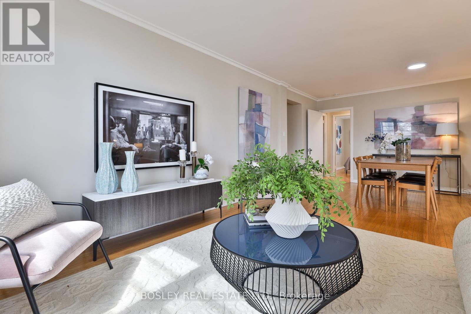 201 - 707 Eglinton Avenue W, Toronto, Ontario M5N 1C8 - Photo 10 - C12969114