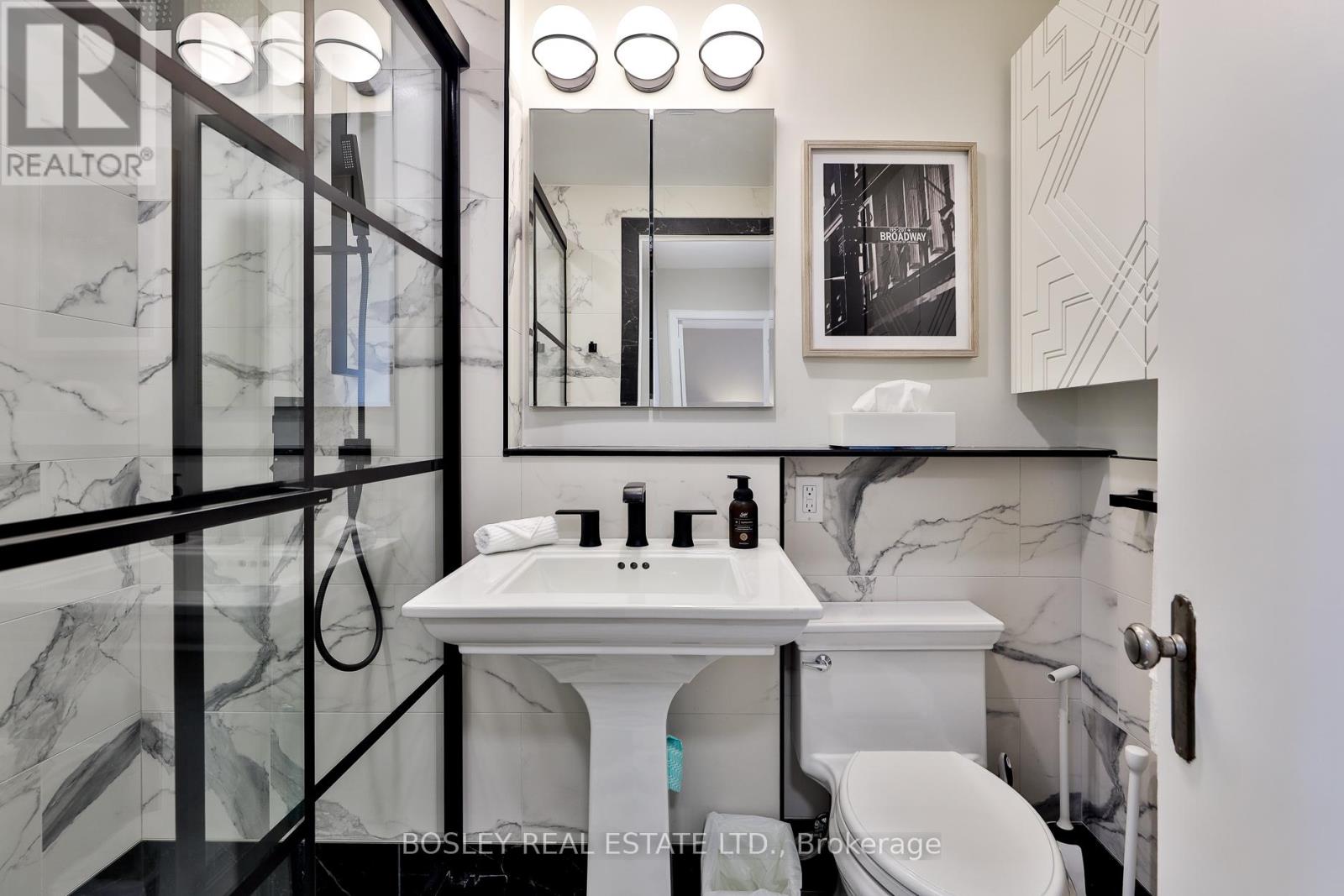 201 - 707 Eglinton Avenue W, Toronto, Ontario M5N 1C8 - Photo 27 - C12969114