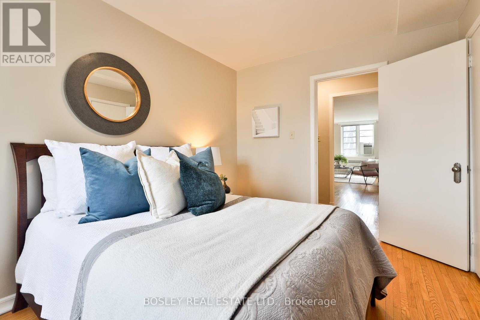 201 - 707 Eglinton Avenue W, Toronto, Ontario M5N 1C8 - Photo 29 - C12969114