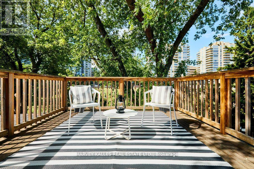 96 Balmoral Avenue, Toronto, Ontario  M4V 1J4 - Photo 25 - C12969244