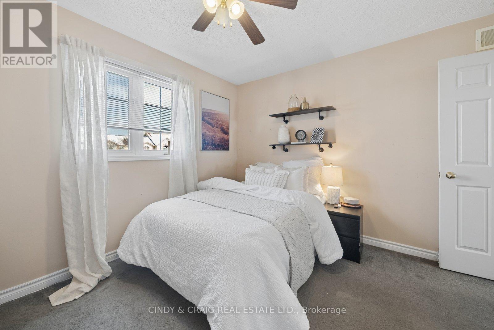 127 Richfield Square, Clarington, Ontario  L1E 3G3 - Photo 10 - E12969228