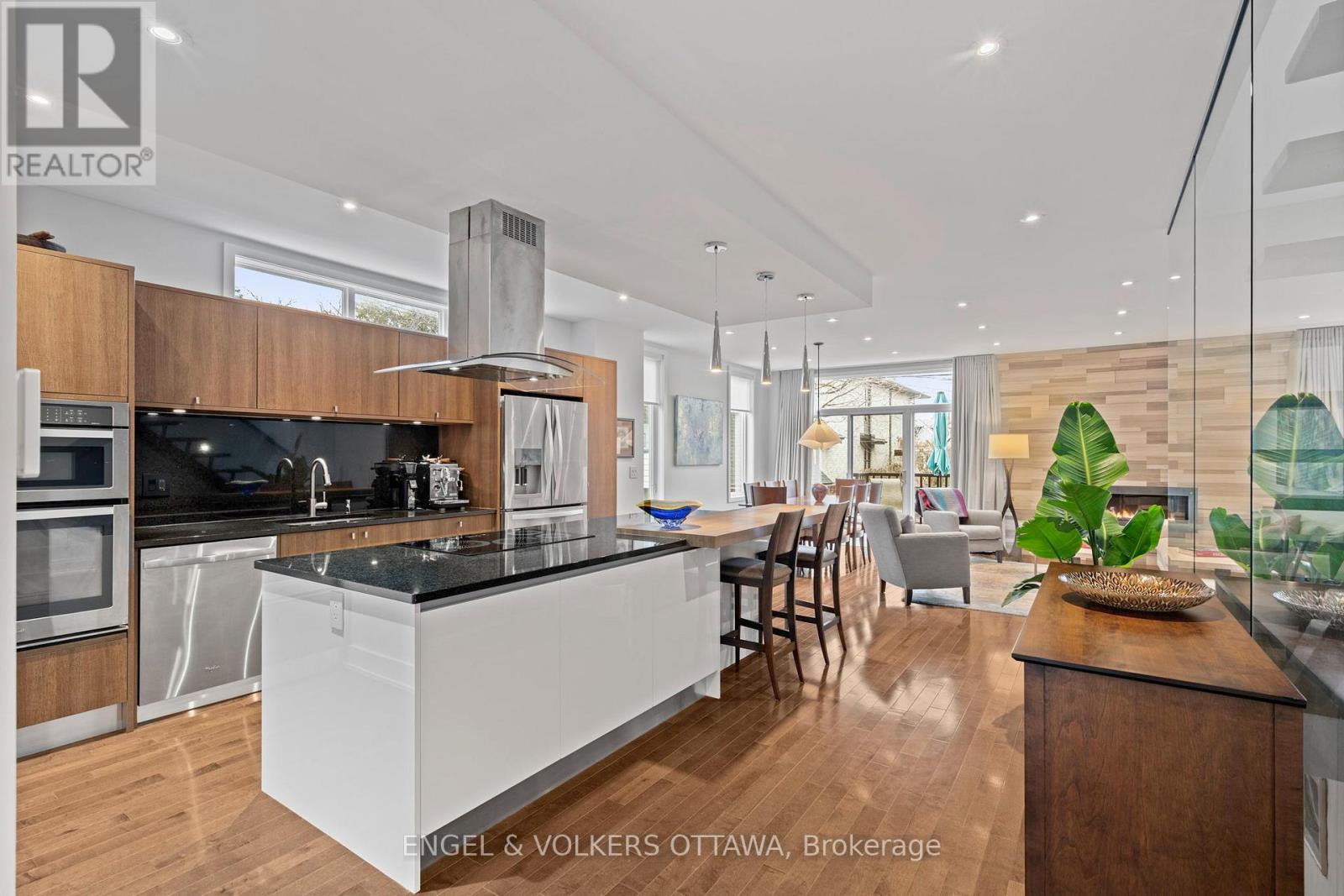 381 Roosevelt Avenue, Ottawa, Ontario  K2A 1Y9 - Photo 7 - X12969142