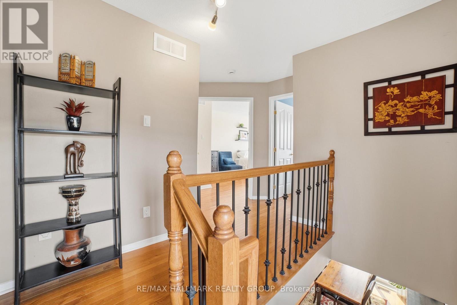 121 Corinth Private, Ottawa, Ontario  K2E 0A8 - Photo 11 - X12969152