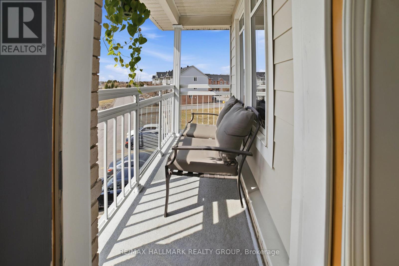 121 Corinth Private, Ottawa, Ontario  K2E 0A8 - Photo 15 - X12969152