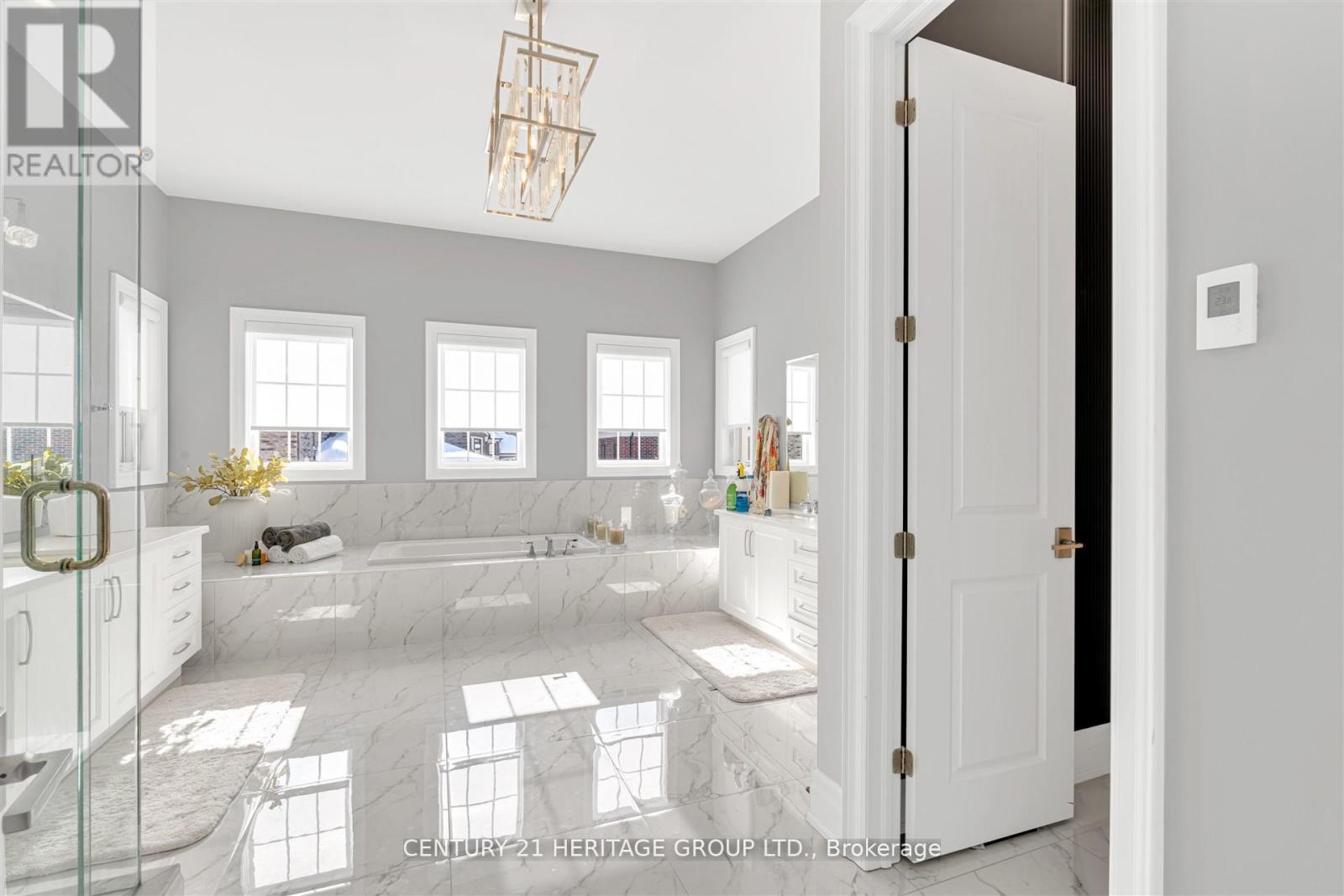 43 Sir Henry Court, King, Ontario  L7B 0P5 - Photo 35 - N12969092