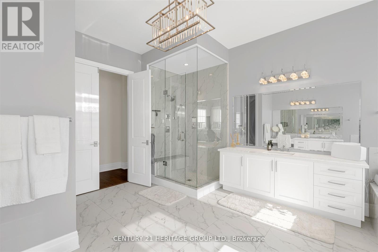 43 Sir Henry Court, King, Ontario  L7B 0P5 - Photo 36 - N12969092